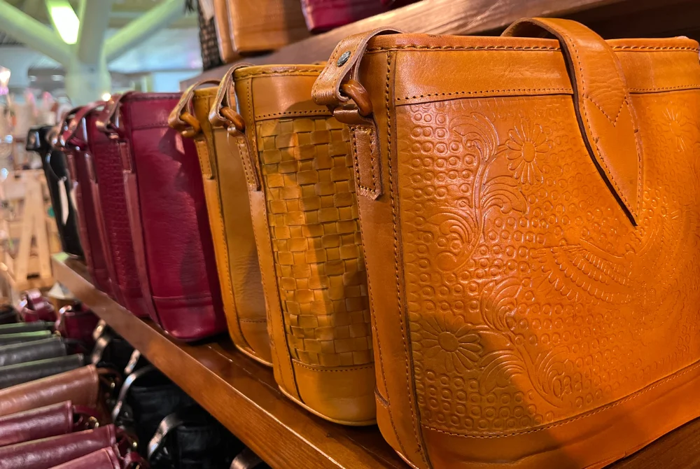 Ladies Handbags (Jute & Leather)